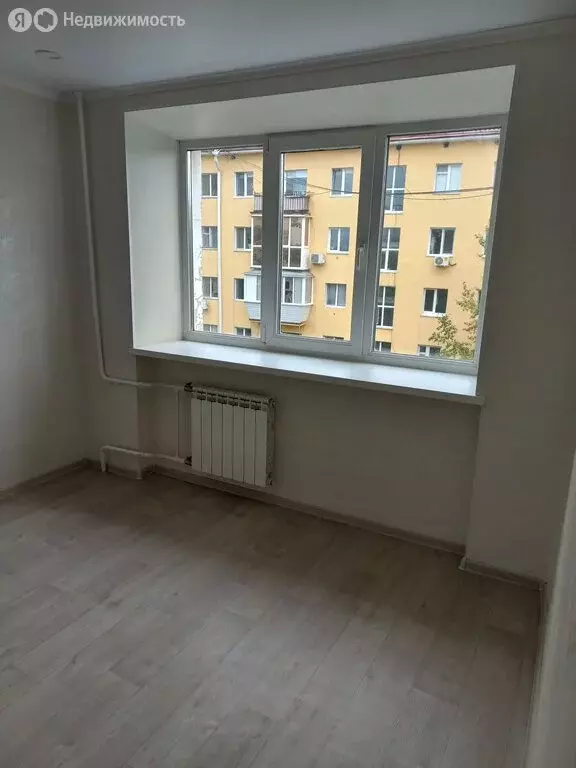 1-комнатная квартира: Омск, Иртышская набережная, 34 (31 м) - Фото 0