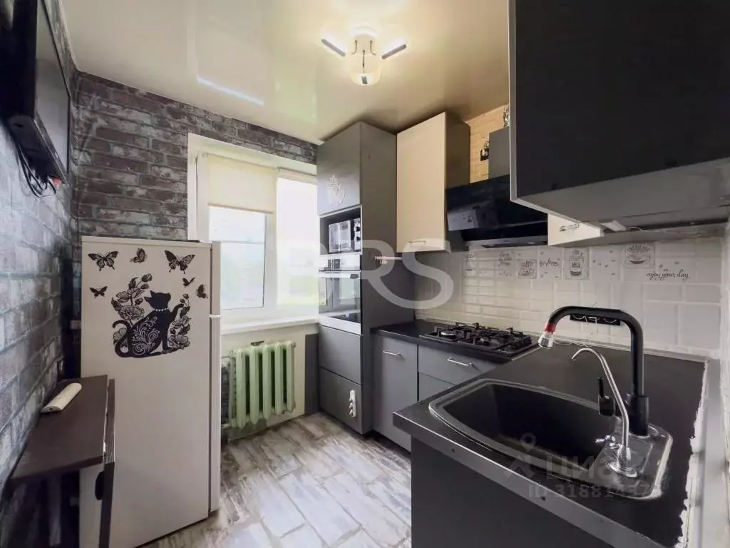 Квартира, 4 комнаты, 60 м - Фото 0