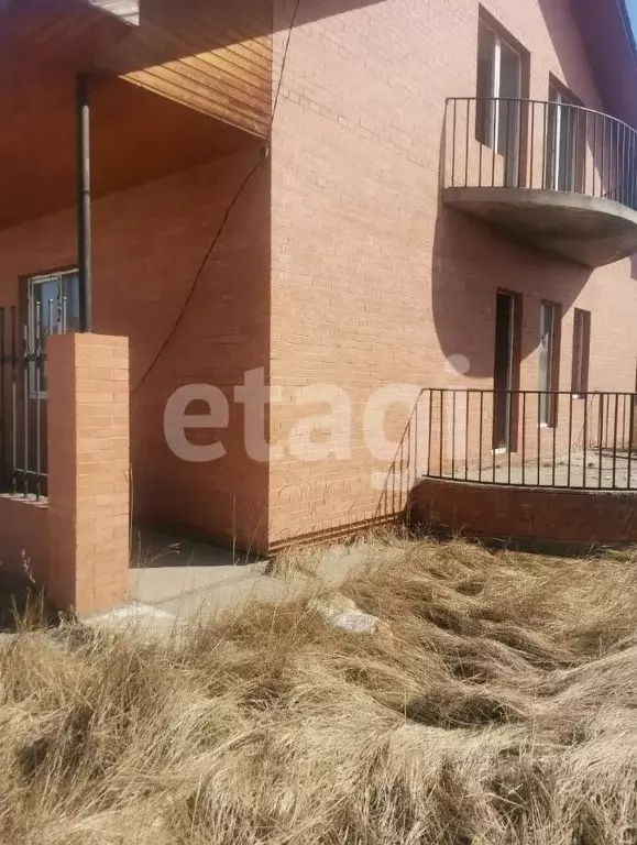 Дом в Бурятия, Улан-Удэ ул. Жатская, 54 (250 м) - Фото 0