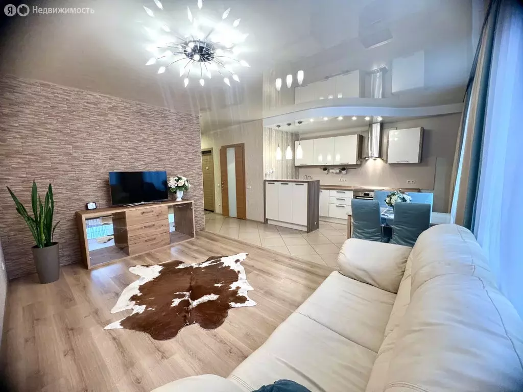 3-комнатная квартира: Екатеринбург, улица Краснолесья, 95 (78.1 м) - Фото 2