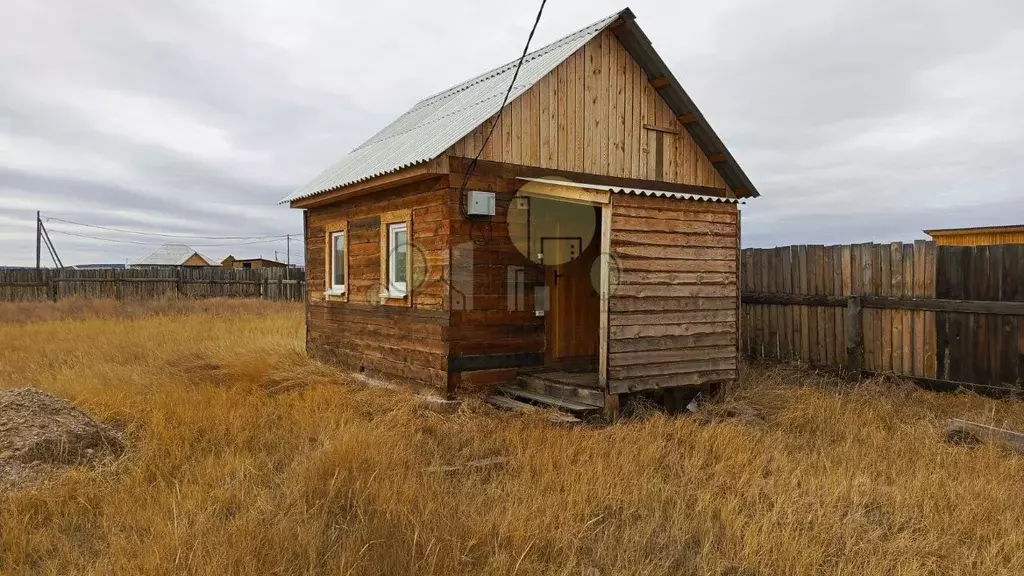 Дом в Иркутская область, Эхирит-Булагатский район, пос. Усть-Ордынский ... - Фото 0