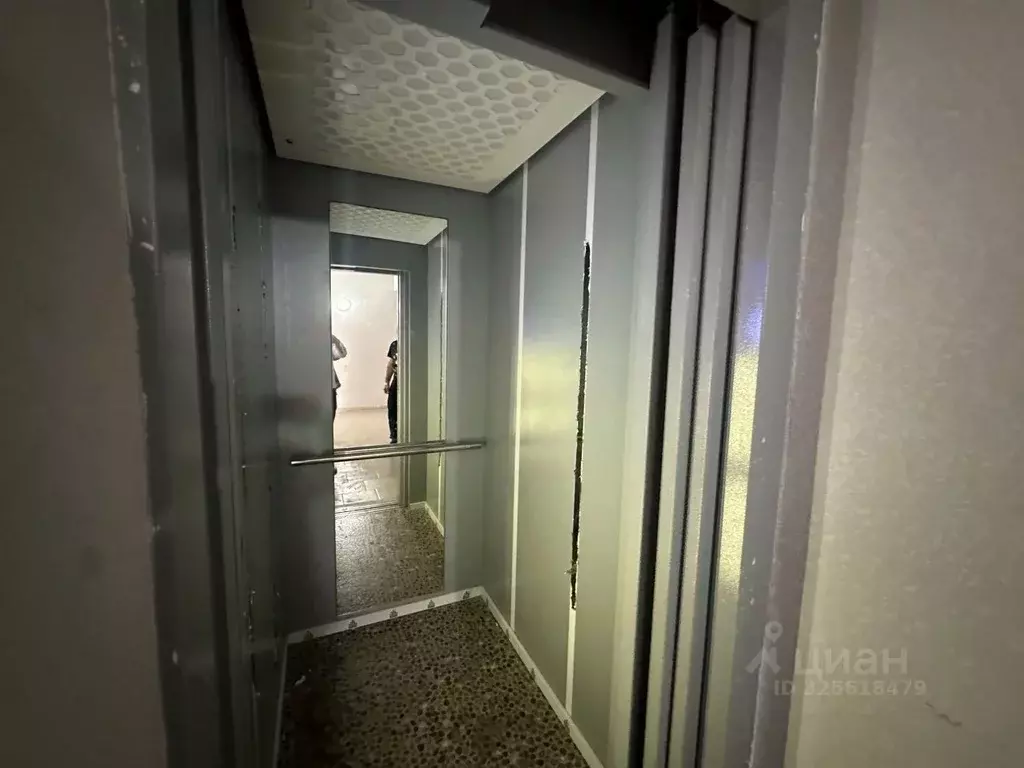 4-к кв. Северная Осетия, Владикавказ просп. Героев Отечества, 4 (170.0 ... - Фото 2