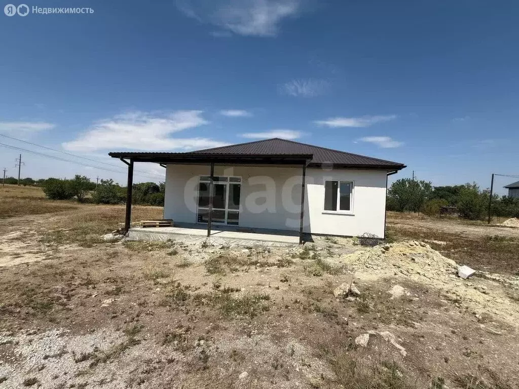 Дом в Урожайное, улица 8 Марта (110 м) - Фото 1