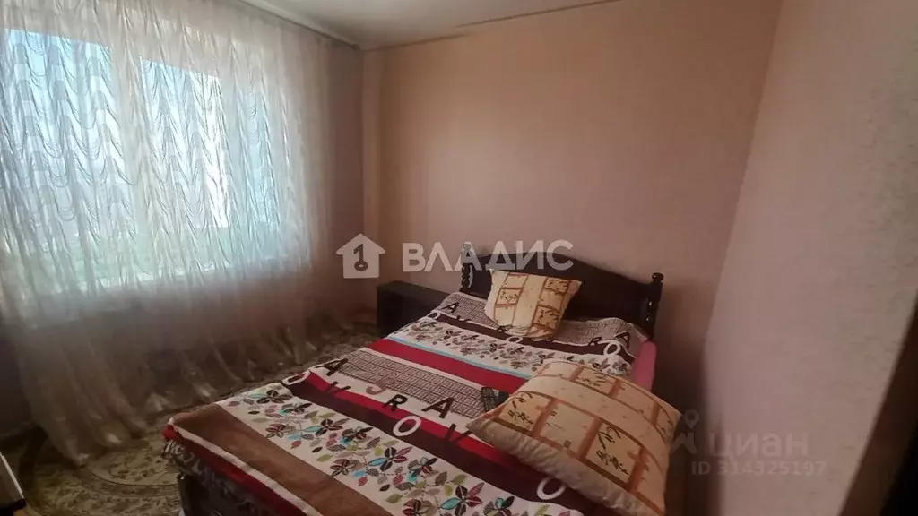 3-к кв. Белгородская область, Белгород ул. Горького, 52 (61.4 м) - Фото 0
