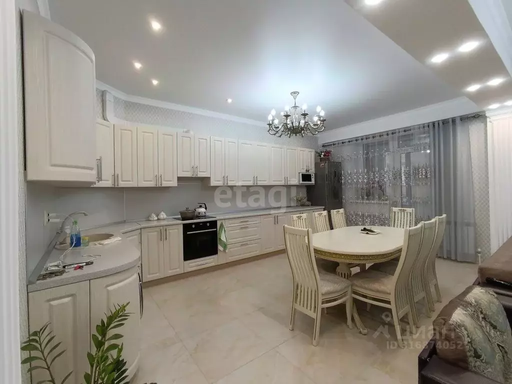 4-к кв. Ставропольский край, Ессентуки Октябрьская ул. (119.0 м) - Фото 1
