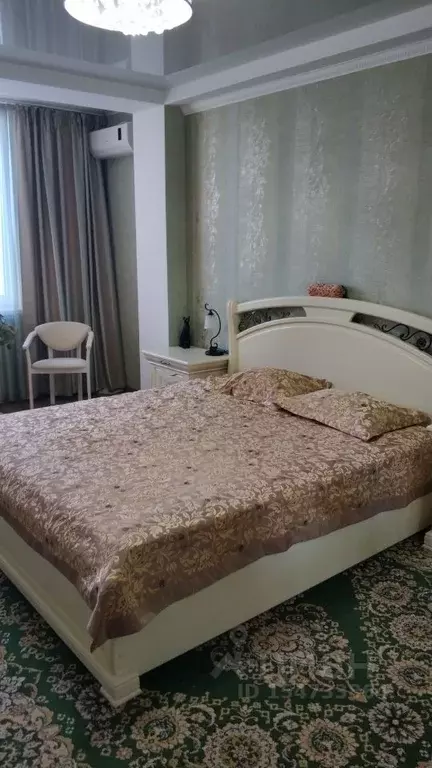2-к кв. Севастополь просп. Октябрьской Революции, 20 (65.0 м) - Фото 1