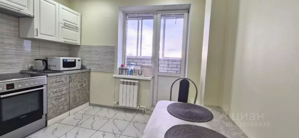 1-к кв. Брянская область, Брянск Белобережская ул., 26А (34.9 м) - Фото 2
