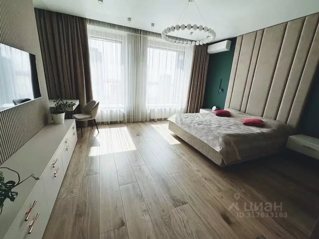 2-к кв. Хабаровский край, Хабаровск Комсомольская ул., 45 (110.0 м) - Фото 1