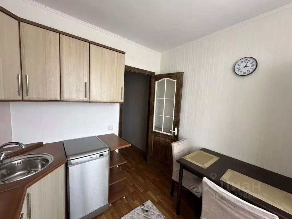 2-к кв. Крым, Симферополь ул. Лексина, 58 (60.0 м) - Фото 1