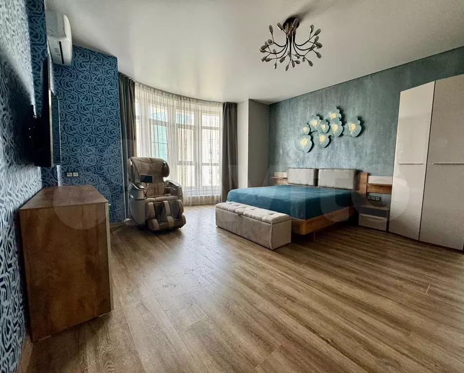 3-к. квартира, 120 м, 10/18 эт. - Фото 0