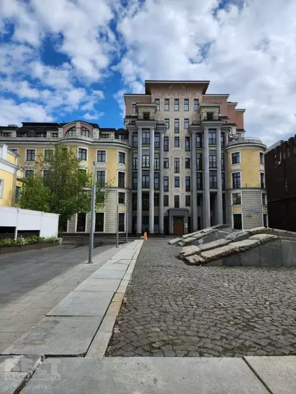 Помещение свободного назначения в Москва Большой Гнездниковский пер., ... - Фото 1