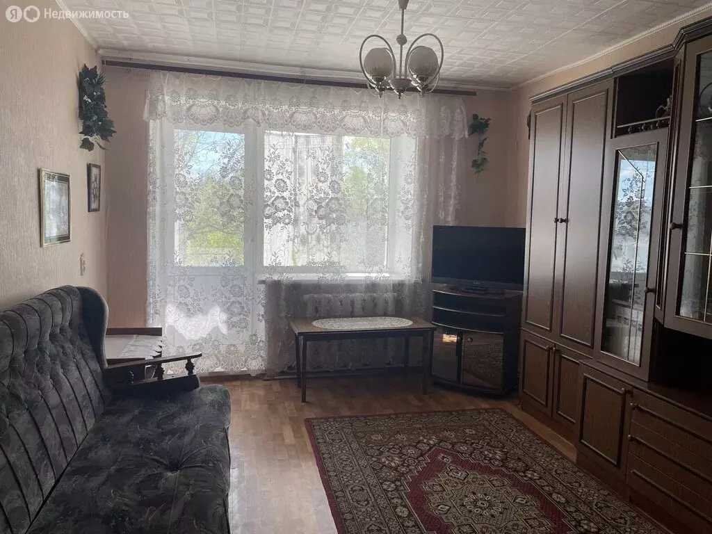 3-комнатная квартира: Струнино, микрорайон Дубки, 18 (57.4 м) - Фото 1