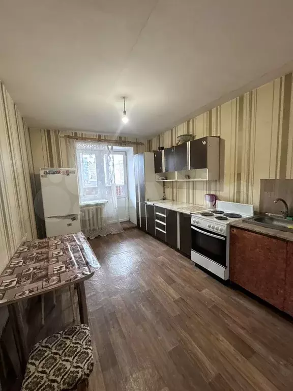 3-к. квартира, 75 м, 2/10 эт. - Фото 0