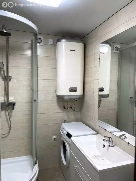 1-комнатная квартира: Саратов, улица имени К.П. Панченко, 2 (34 м) - Фото 0