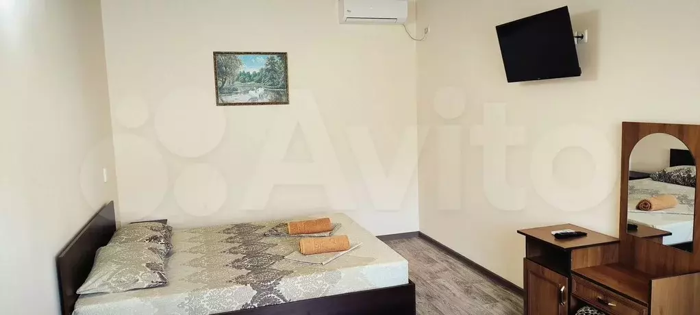 Комната 50 м в 2-к., 2/2 эт. - Фото 0