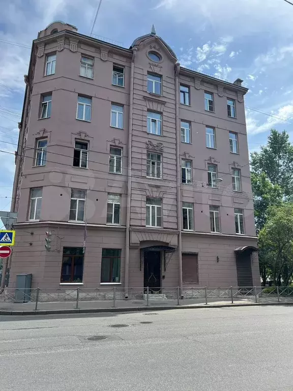 Комната 18 м в 4-к., 2/5 эт. - Фото 0