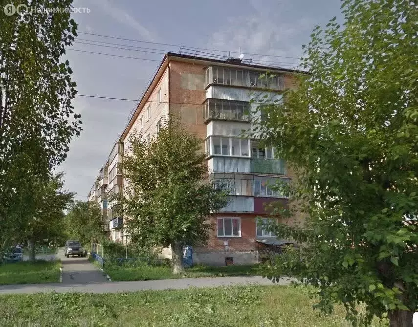 3-комнатная квартира: Усть-Катав, Комсомольская улица, 44 (52.6 м) - Фото 1