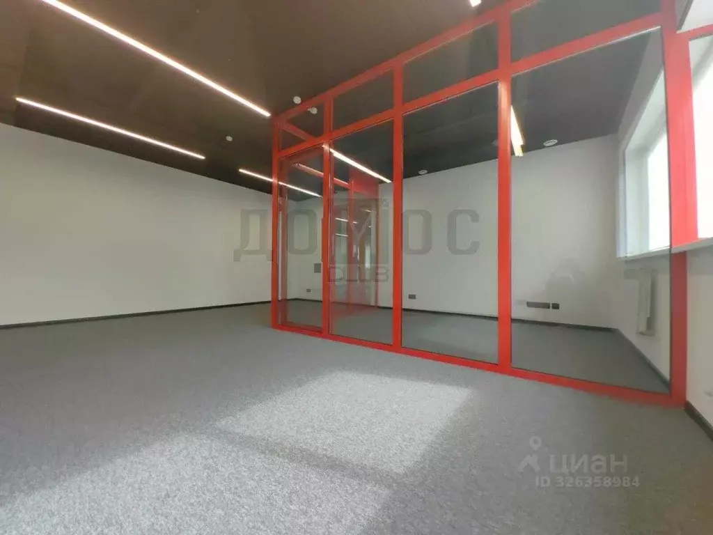 Офис в Свердловская область, Екатеринбург ул. Селькоровская, 86А (165 ... - Фото 1