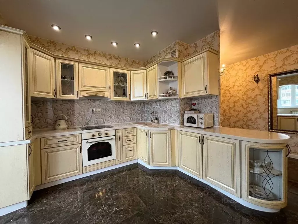 3-к кв. Тюменская область, Тюмень Широтная ул., 156/1 (145.1 м) - Фото 1