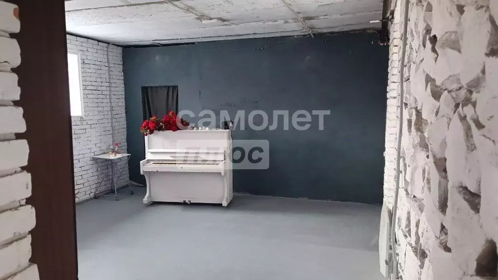 Производственное помещение в Приморский край, Артем ул. Пестеля, 25 ... - Фото 1