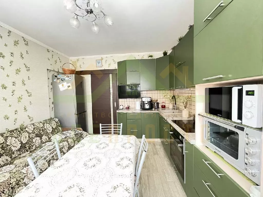 Продается 3-комнатная квартира - Фото 2