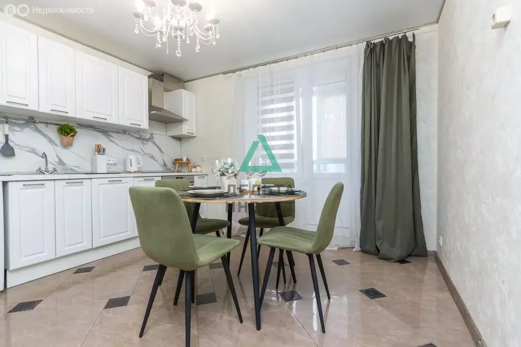 2-комнатная квартира: Уфа, Владивостокская улица, 10 (62.2 м) - Фото 1