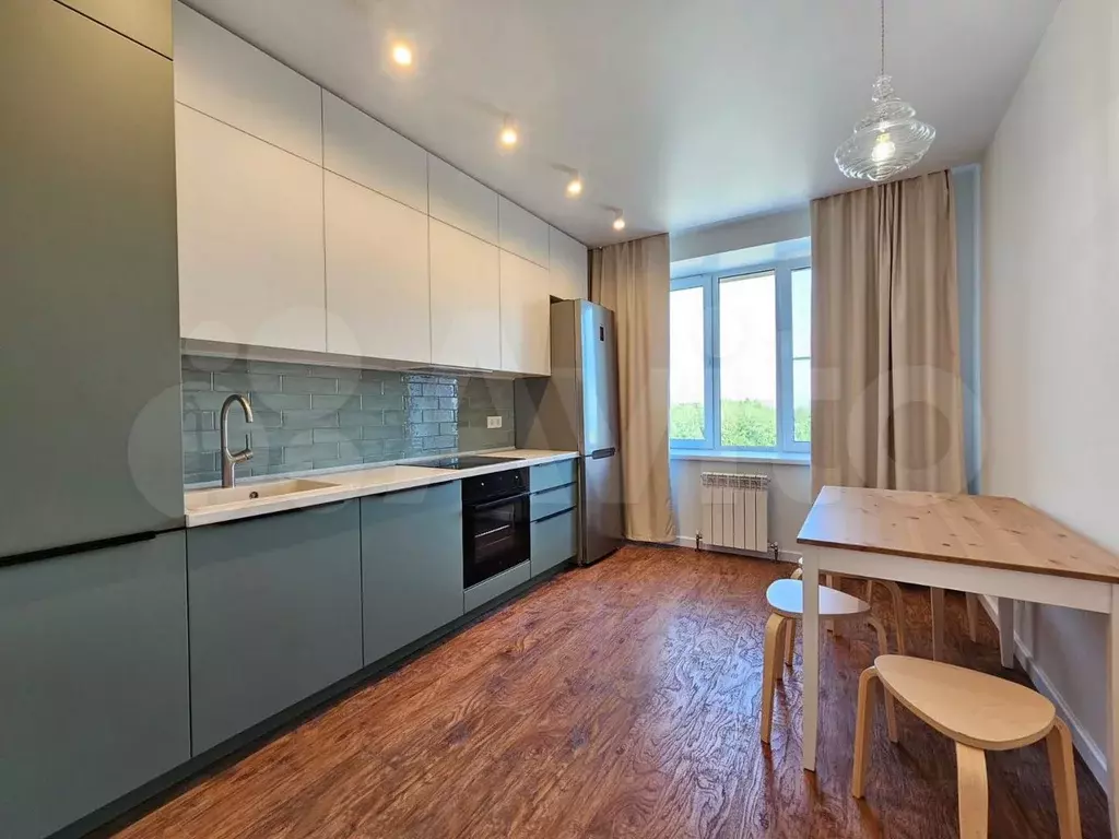 2-к. квартира, 56 м, 8/10 эт. - Фото 0