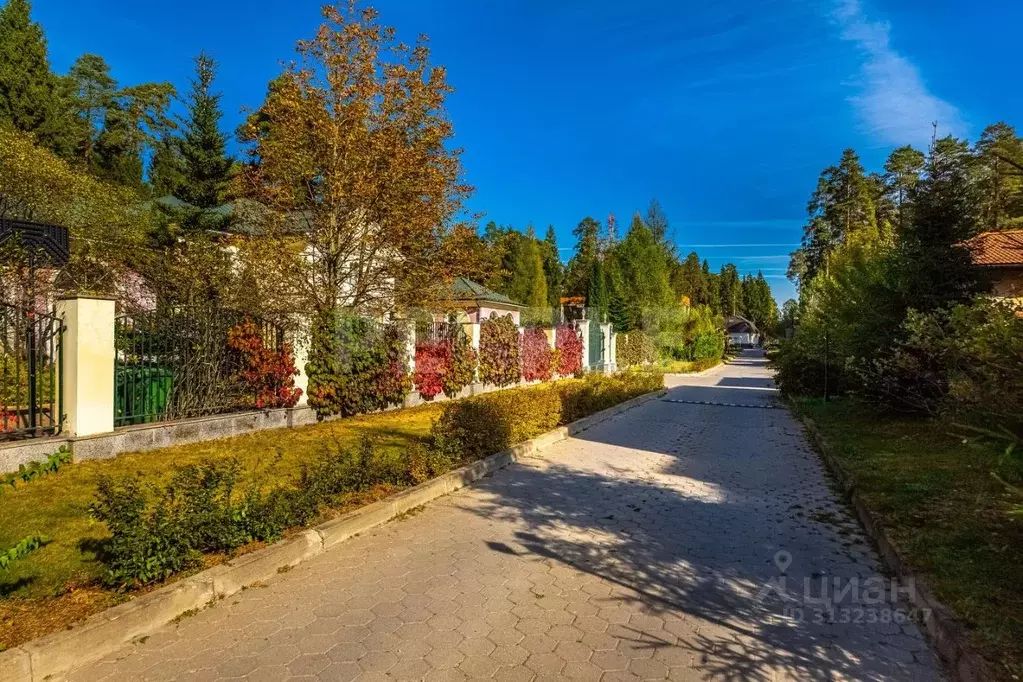 Участок в Московская область, Одинцовский городской округ, пос. ... - Фото 0