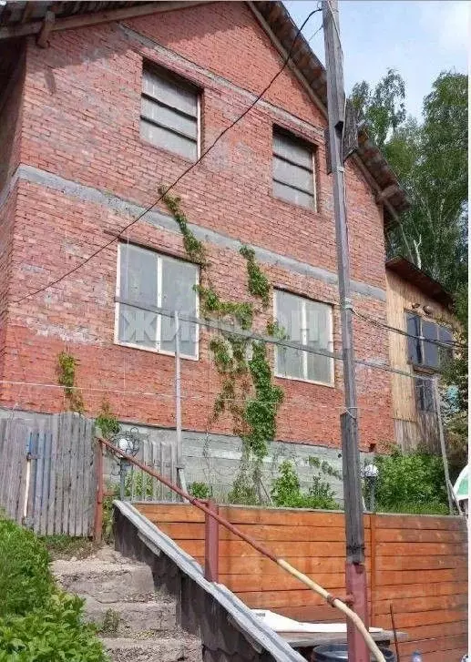 Дом в Новосибирская область, Новосибирский район, Каменский сельсовет, ... - Фото 2