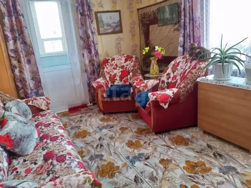 3-к кв. Омская область, Кормиловский район, с. Георгиевка ул. Ленина, ... - Фото 1