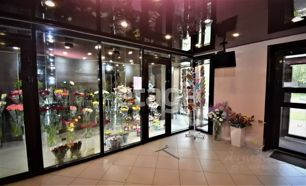 Торговая площадь в Тюменская область, Тюмень ул. Чернышевского, 2ак1 ... - Фото 1