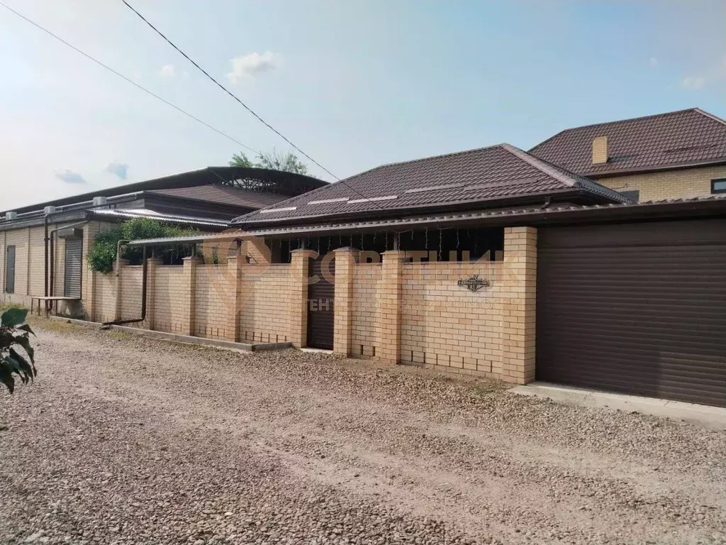 Дом в Краснодарский край, Краснодар проезд 3-й Звенигородский, 84 (70 ... - Фото 1