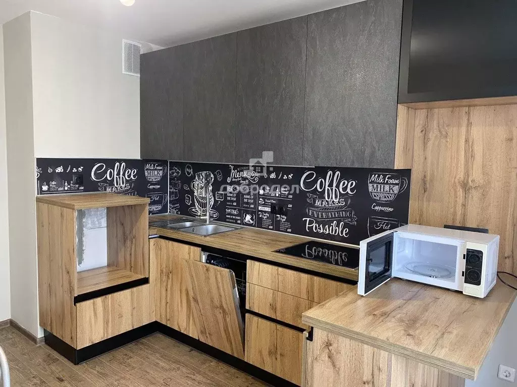 3-к кв. Свердловская область, Екатеринбург ул. Латвийская, 56 (60.3 м) - Фото 2