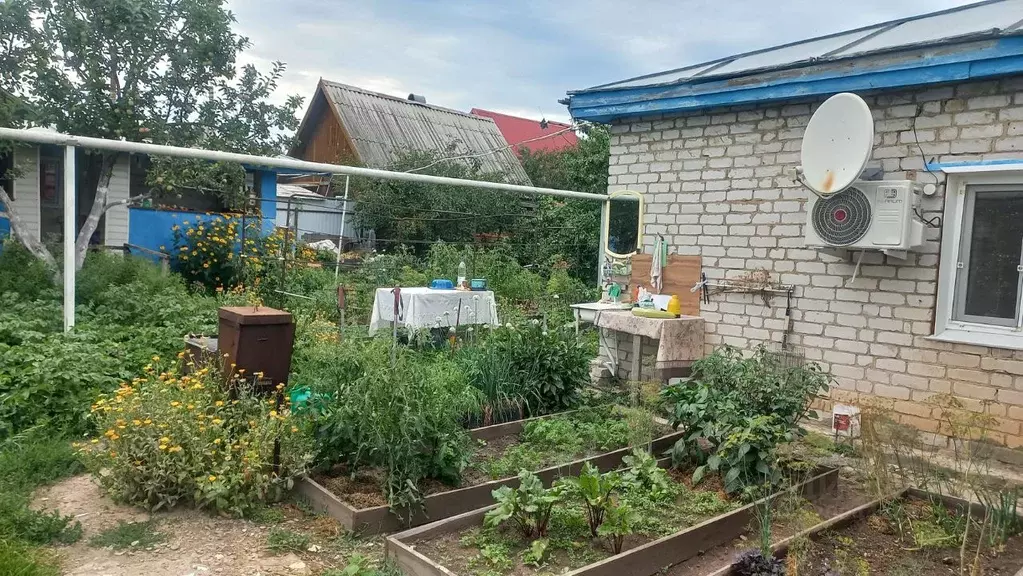 Дом в Ульяновская область, Ульяновск ул. Победы, 93 (100 м) - Фото 1
