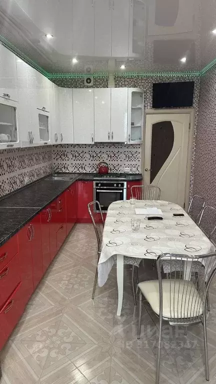 3-к кв. Московская область, Одинцовский городской округ, с. Ромашково ... - Фото 0
