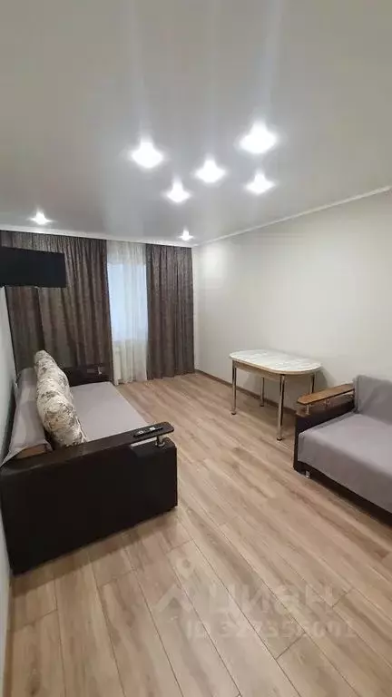 3-к кв. Оренбургская область, Орск Новый город мкр, ул. Ленинского ... - Фото 2