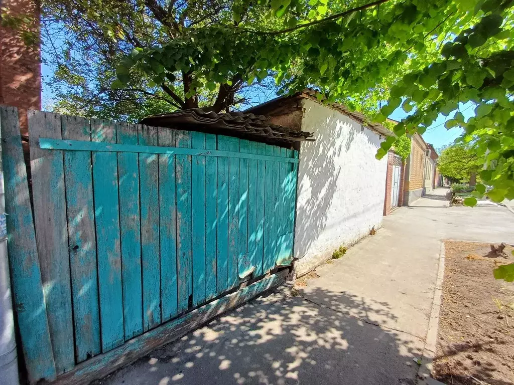 Дом в Ростовская область, Ростов-на-Дону Абхазская ул., 4 (80 м) - Фото 1