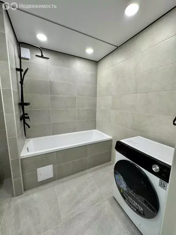 3-комнатная квартира: Киров, улица Воровского, 72Б (71.4 м) - Фото 2