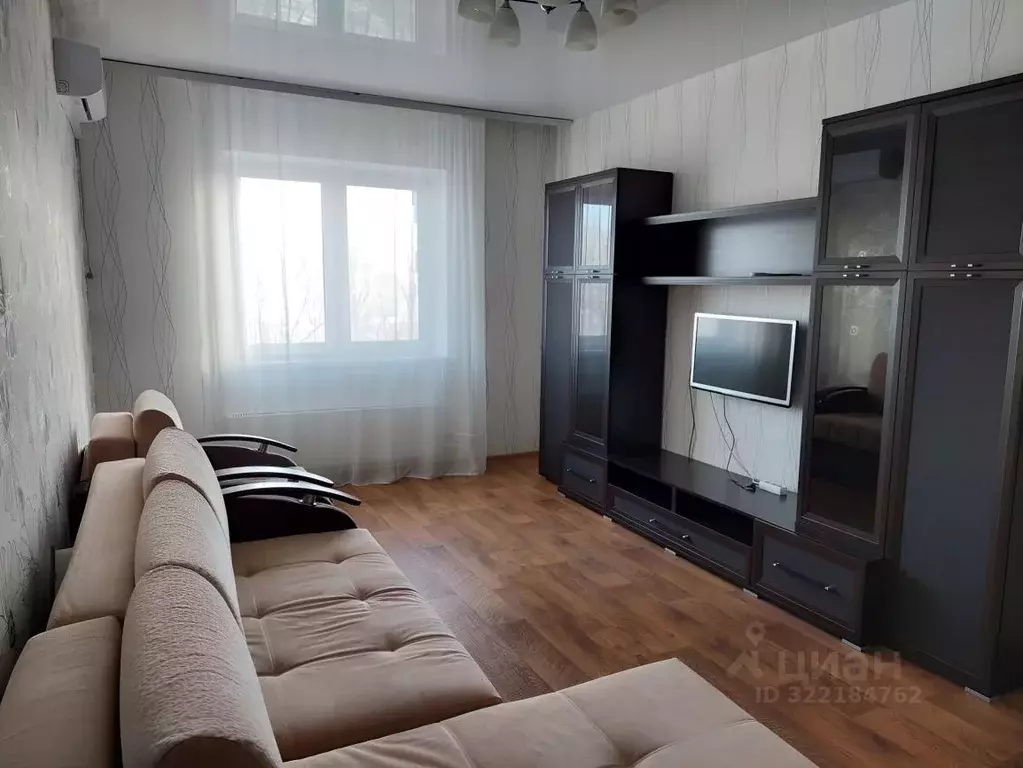 1-к кв. Татарстан, Казань ул. Гарифа Ахунова, 2 (48.0 м) - Фото 0