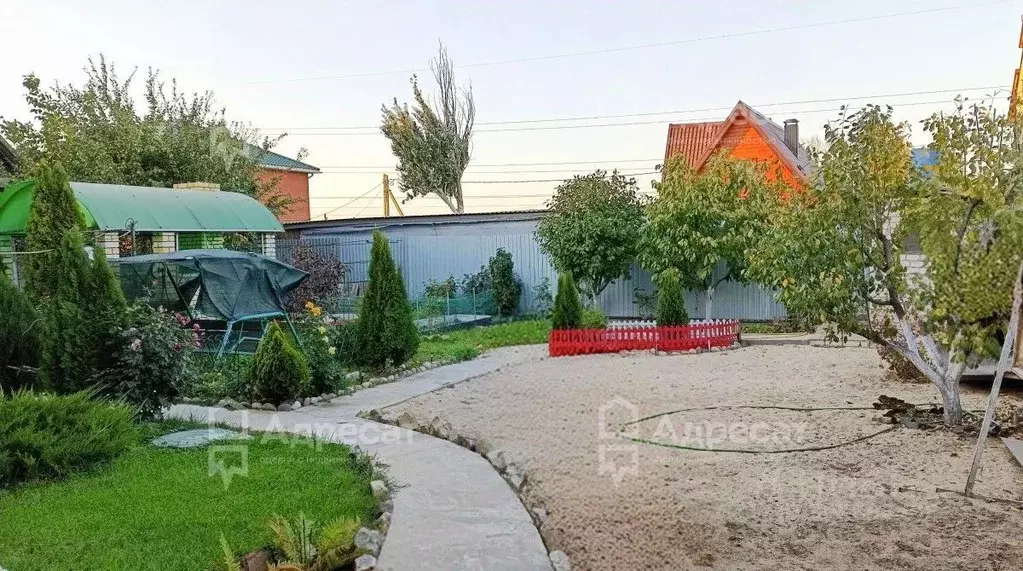 Дом в Волгоградская область, Волгоград Мечетинская ул. (218 м) - Фото 1