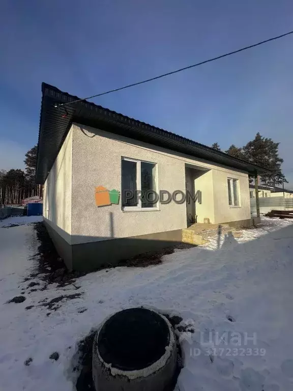 Дом в Свердловская область, Верхнее Дуброво пгт  (150 м) - Фото 1