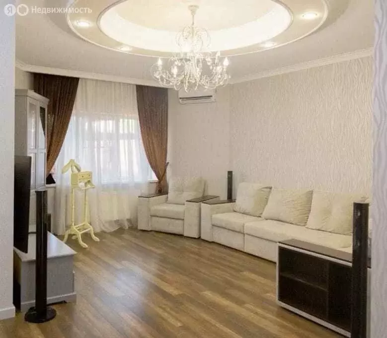 2-комнатная квартира: Краснодар, Душистая улица, 60к2 (68 м) - Фото 1