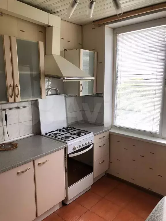 2-к. квартира, 45 м, 9/9 эт. - Фото 0