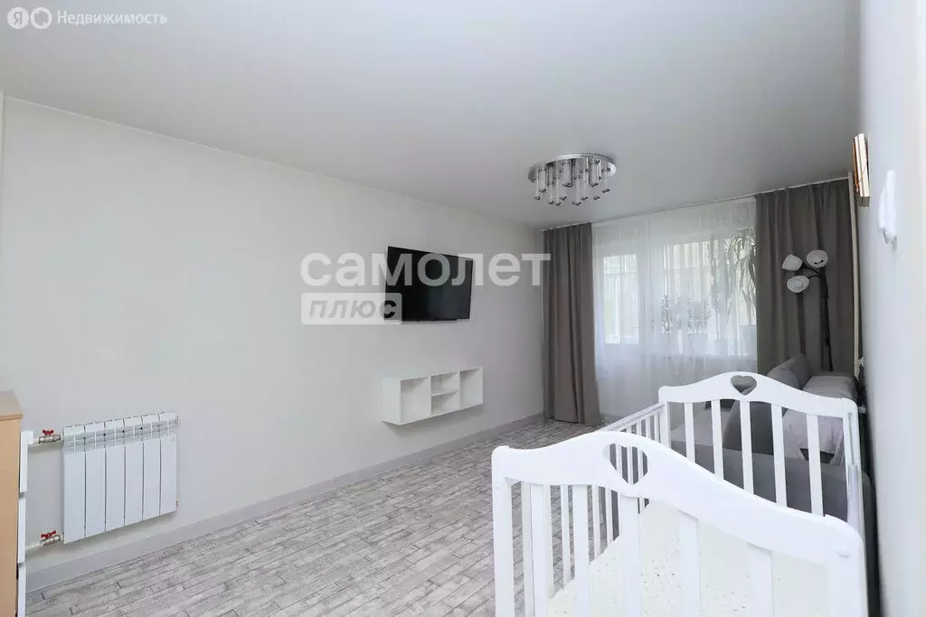 2-комнатная квартира: Кемерово, проспект Ленина, 100 (44.1 м) - Фото 1