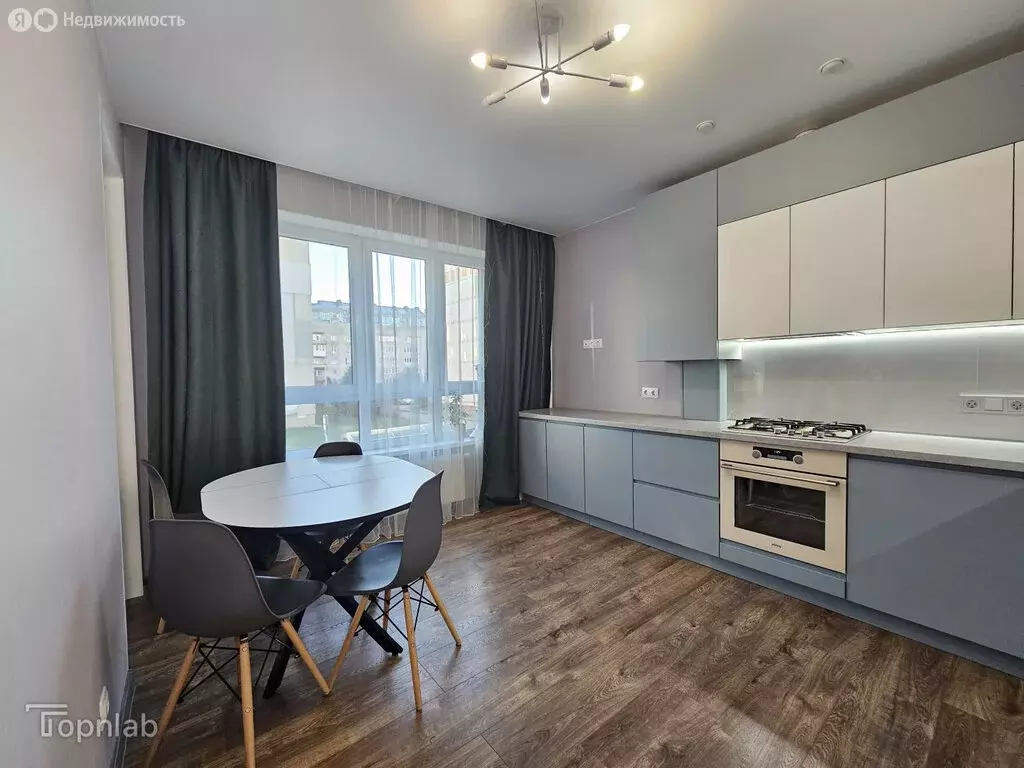 3-комнатная квартира: Калининград, Артиллерийская улица, 85А (79.9 м) - Фото 2