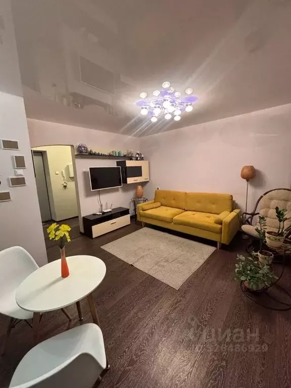 Студия Нижегородская область, Нижний Новгород ул. Коммуны, 16 (26.0 м) - Фото 1