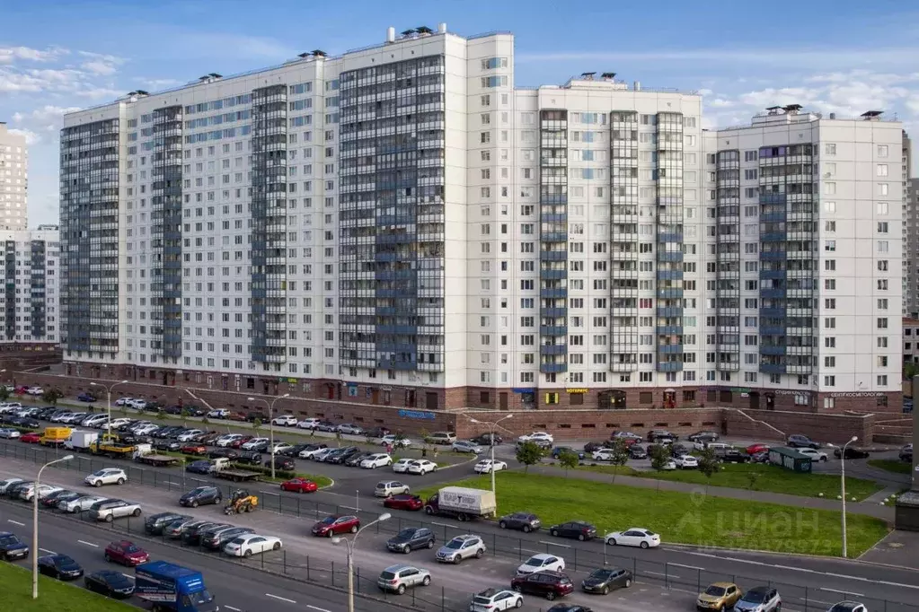 Помещение свободного назначения в Санкт-Петербург ул. Оптиков, 45к1 ... - Фото 1