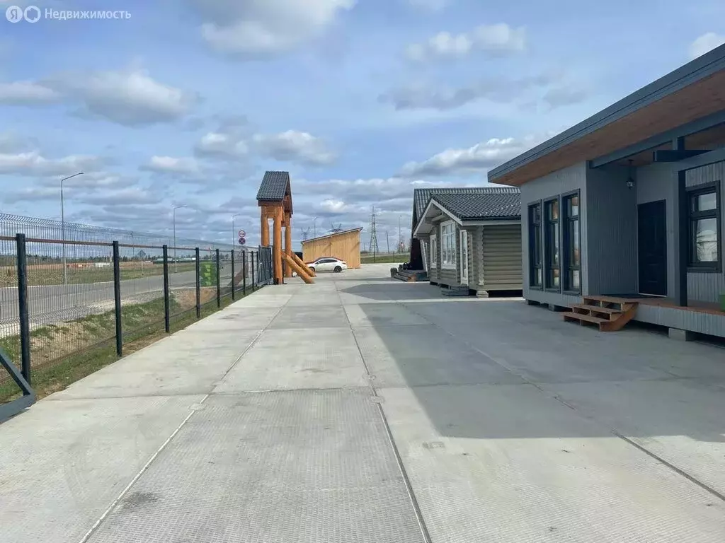 Торговая площадь (470 м) - Фото 1