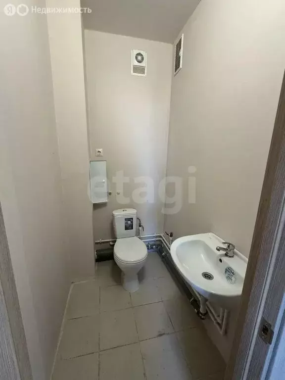 2-комнатная квартира: Воронеж, Беговая улица, 63 (66 м) - Фото 1