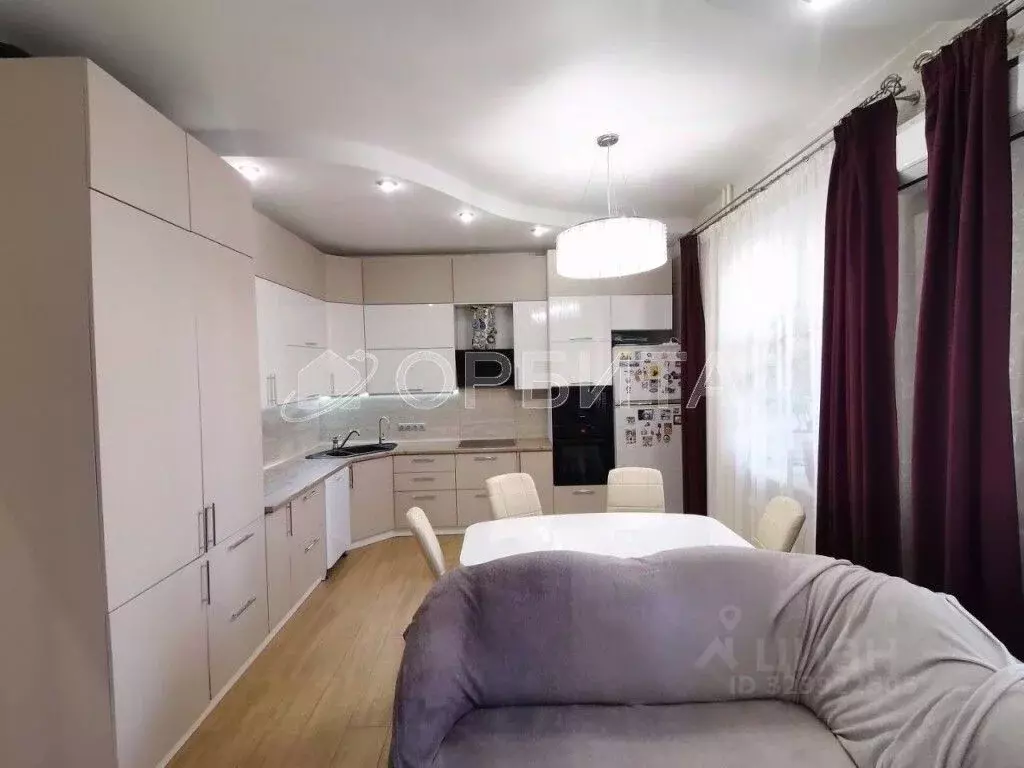 2-к кв. Тюменская область, Тюмень ул. Станислава Карнацевича, 14к1 ... - Фото 2